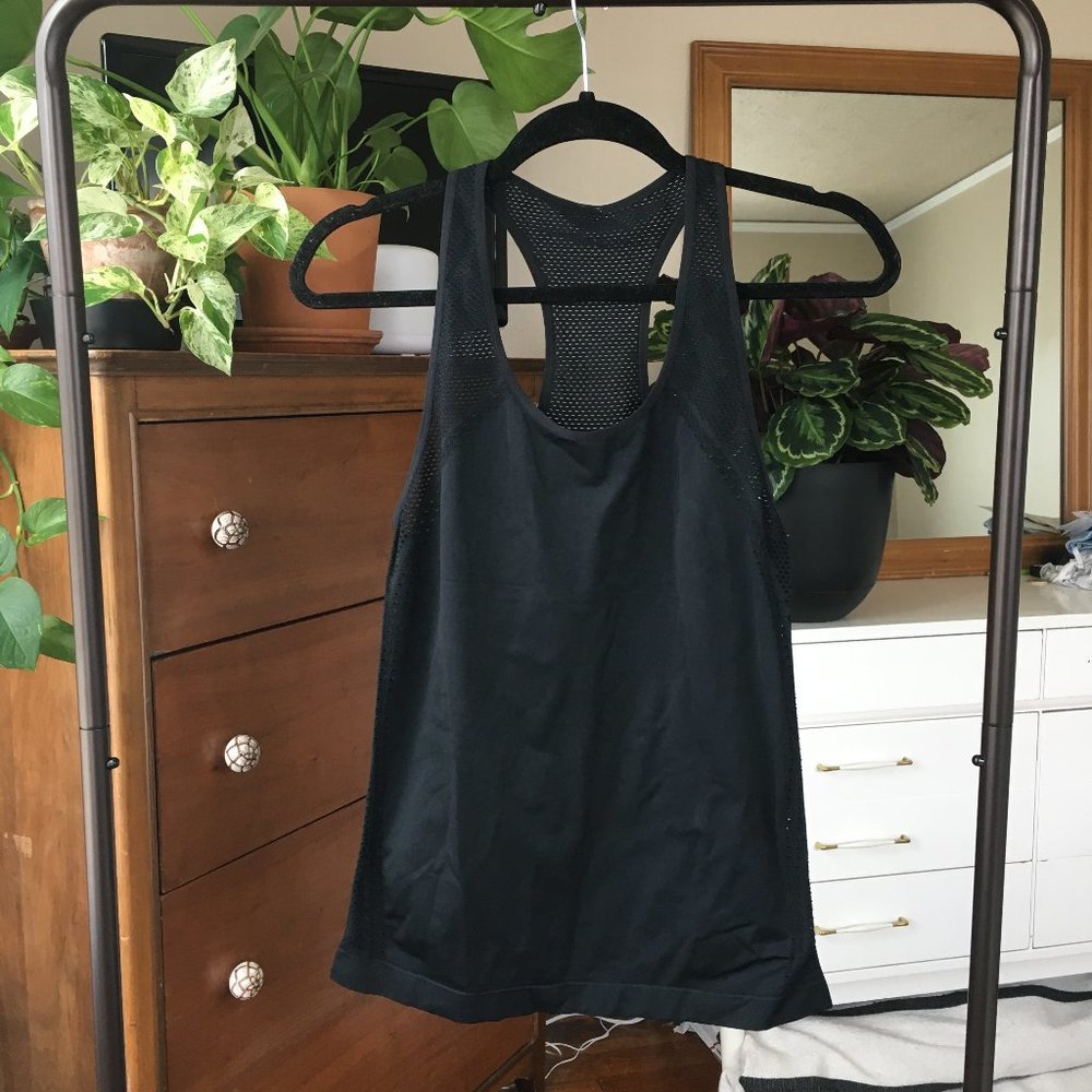 NWOT | Black Tank Top | Size Medium